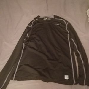 Nike L hyperwarm long sleeve shirt